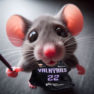 silverthrees's tweet photo. #NewProfilePic https://t.co/pHSUbnWoQh