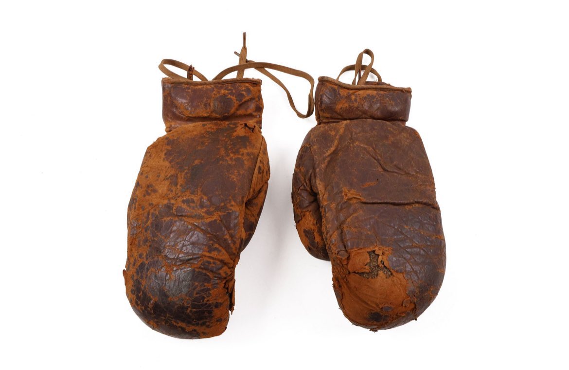 MattClarkBoxing's tweet photo. @RihnAndrew I own the gloves Harry Greb wore in his first fight with Tiger Flowers in 1924. RIP to the great man. https://t.co/0D7QNOANWO