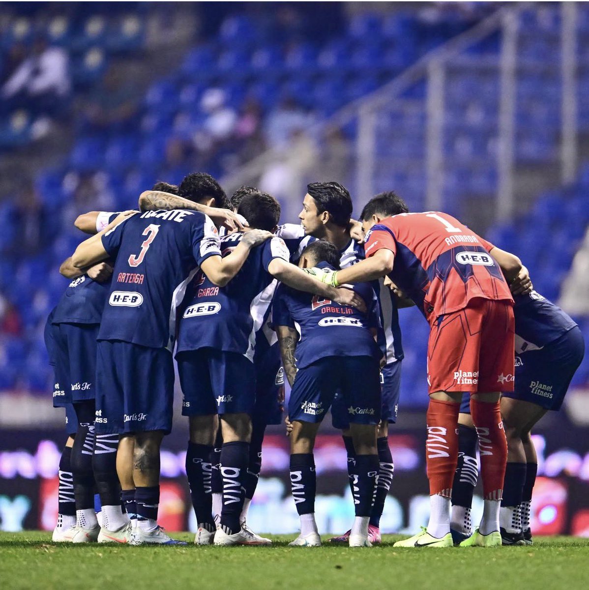 olitorres10's tweet photo. Gran victoria hoy equipo 💙💪🏼
Gracias por el apoyo, nos vemos el sábado en casa 🤞🏼 https://t.co/A61vDm6YWZ