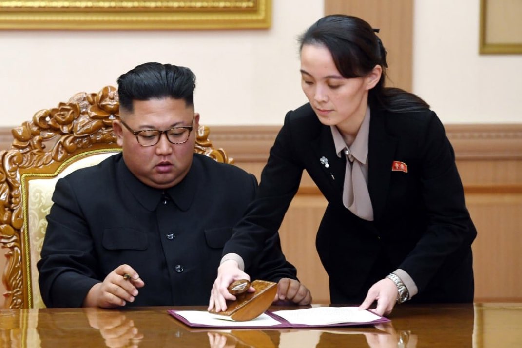 defense_civil25's tweet photo. 🚨Alert: North Korean Supreme Leader Kim Jong Un’s sister, Kim Yo Jong, has now taken control of the government after her brother suffered a stroke and is now in a coma!! She is more vicious and evil than Kim, and No Friend to Trump or the United States!! https://t.co/6mUpcYFtP9