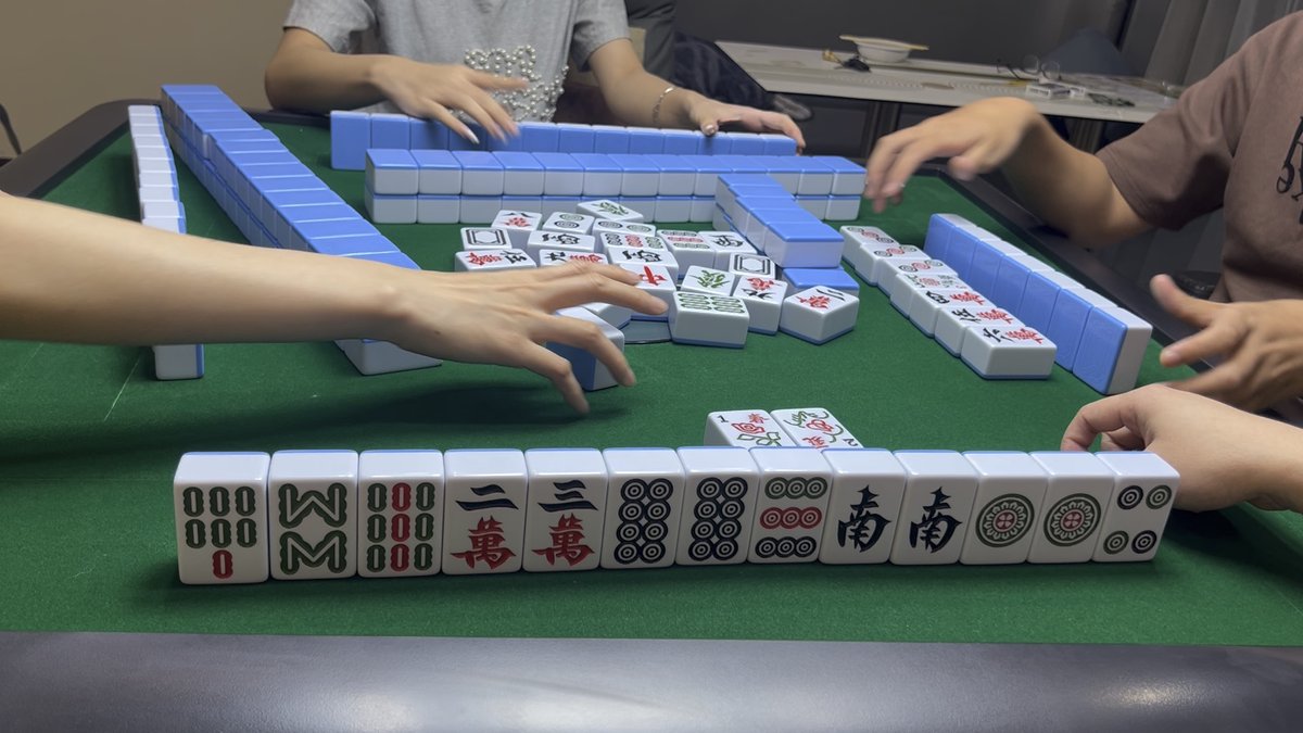 bbbgduy0's tweet photo. 第対牌、運命の一手！今日はこの牌で勝負だ https://t.co/LiqxGjVyz2