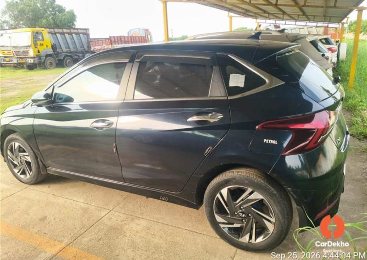 dpisiva's tweet photo. I20 Asta(O) வாங்க விருப்பம் உள்ளவர்கள் அணுகவும்.

Model : 2022
Single Owner 
Manual
Odo : 25536 Km

REPO Vechile 

வாகனம் உங்க பேர்ல மாறும்வரை சப்போர்ட் செய்துகொடுப்பேன்.

அதுக்கு அப்புறம் வேற நண்பருக்கு வாங்கிதர எனக்கு கால் பண்ணிட்டே இருப்பீங்க. https://t.co/G4ywyq1eY7