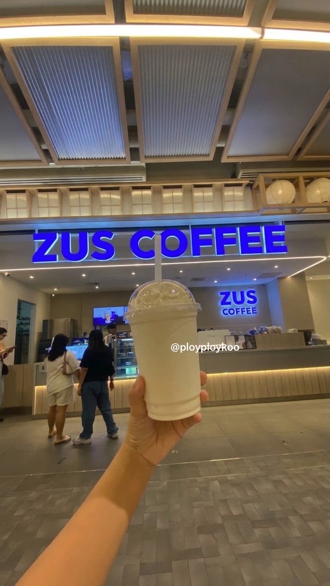 ployploykoo's tweet photo. Coconut Series จากน้องสมบัติ🥹🩵💙
เราสั่งเมนู Coconut Frappe
มีความนัว นมๆ กะทิๆ ใครชอบ
ไปกินเมนูนี้เลยยย อร่อยย
แล้วสั่งใน Lineman ถูกกว่านะ!
มีโปร 2 แก้ว 99 จาก 160
3 แก้ว 149 จาก 240
เริ่ดด😍
สั่งลิงค์นี้👇🏻
https://t.co/6gLM0mcZD7
#ZUSCoffee #ZuscoffeeTH #HYUNHAYO https://t.co/r91w3ICIm8