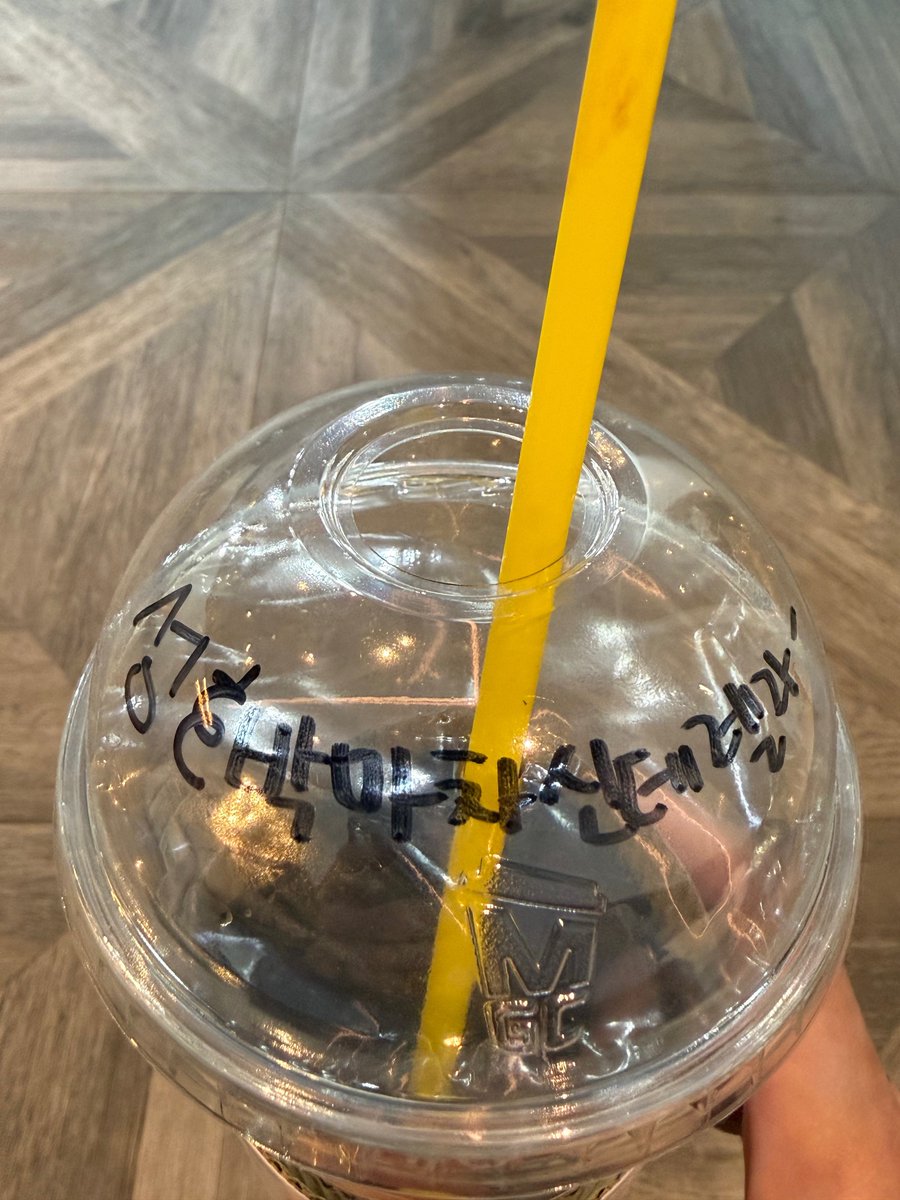 gashibuhsi's tweet photo. 어제는 애산이 신대랠라 얘기하더니
오늘은 떵오가 신대랠라가 되어? 나타난 거 웃기네… https://t.co/9g81qVb2ut
