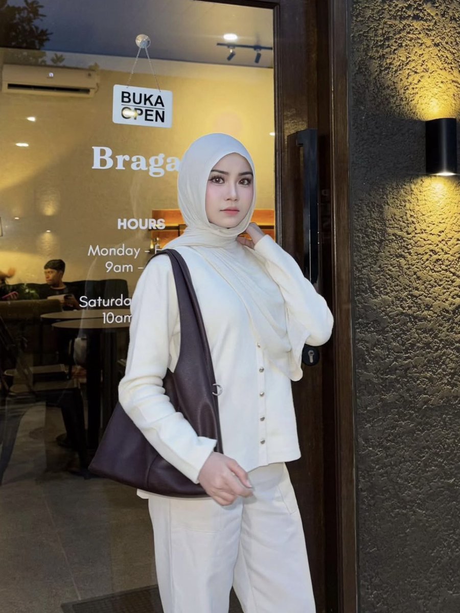 deufry's tweet photo. Basic cardigan nyantai tapi manis ngerti ga🫵🏻😭

🔗 https://t.co/0aMSHysZBC https://t.co/7GL3qzcGOG