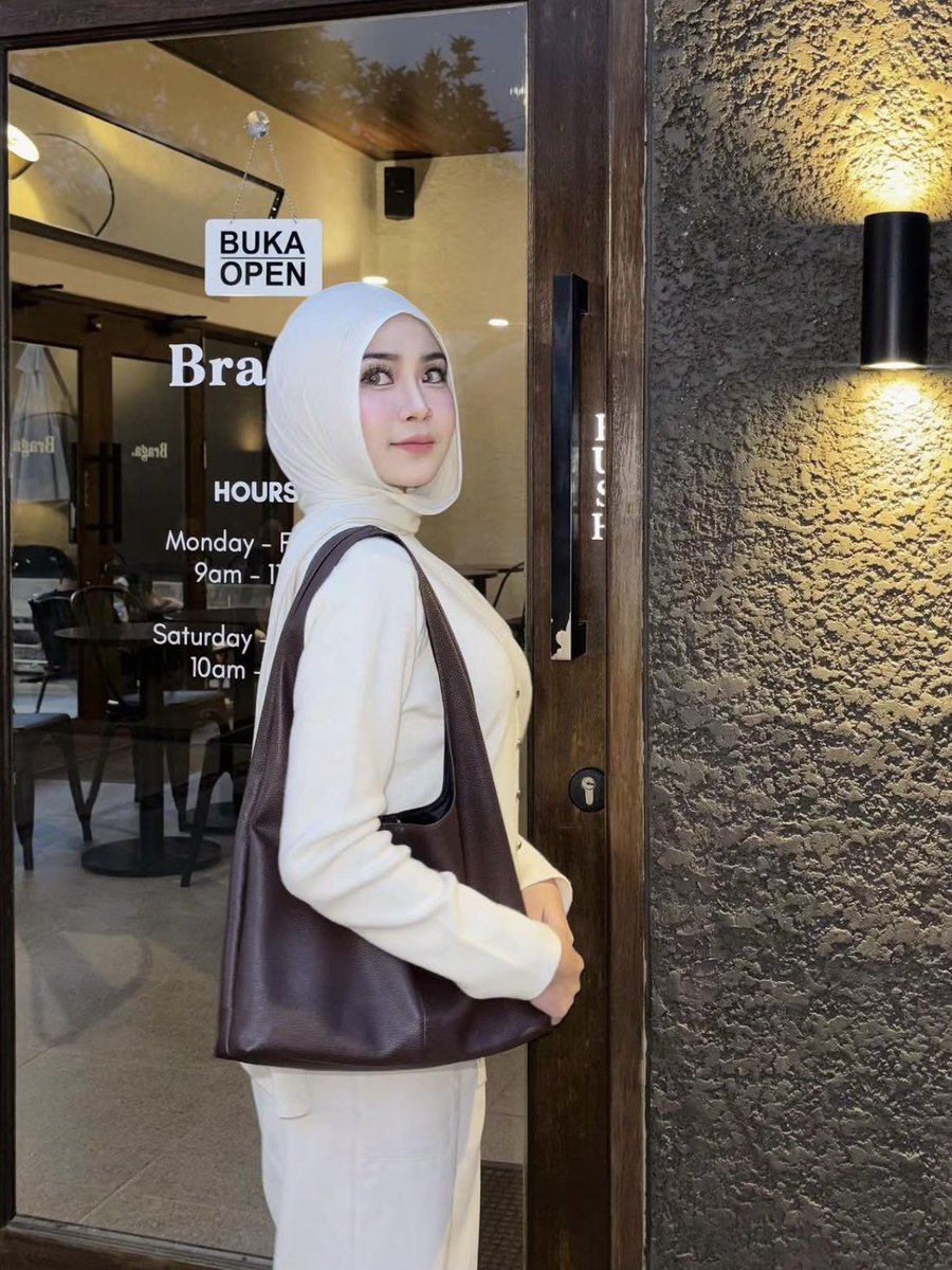 deufry's tweet photo. Basic cardigan nyantai tapi manis ngerti ga🫵🏻😭

🔗 https://t.co/0aMSHysZBC https://t.co/7GL3qzcGOG