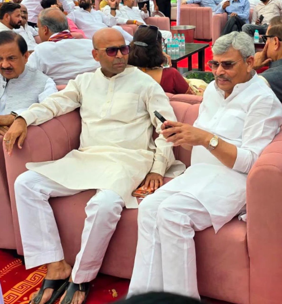 KPMalik_BJP's tweet photo. दिनांक 21.10.2026 | भाजपा के राष्ट्रीय महामंत्री श्री @HarishD_BJP जी के आवास पर पहुँचकर उनकी पूज्य माताजी को श्रद्धांजलि अर्पित की एवं शोकाकुल परिवार के प्रति अपनी गहरी संवेदनाएँ व्यक्त कीं। #BJP4UP #BJP #KPMalik #Basti #Baraut https://t.co/HHITBKeLxj