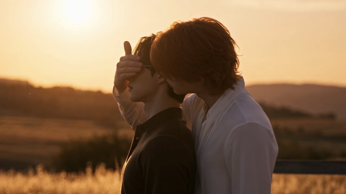 BesT_part_iS's tweet photo. I’m obsessed with their height difference 😭💕

#BountotheDemon #aibl #bl https://t.co/ssneCuHEv2