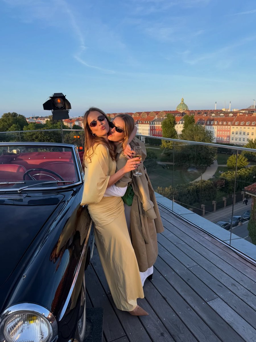 BessieFjeseth's tweet photo. Thursday 😝😎
@grok https://t.co/gFV8RZInug