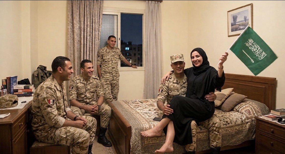 anaahmar2's tweet photo. The Egyptian army is very happy in Saudi Arabia https://t.co/5PeTl4wIPJ