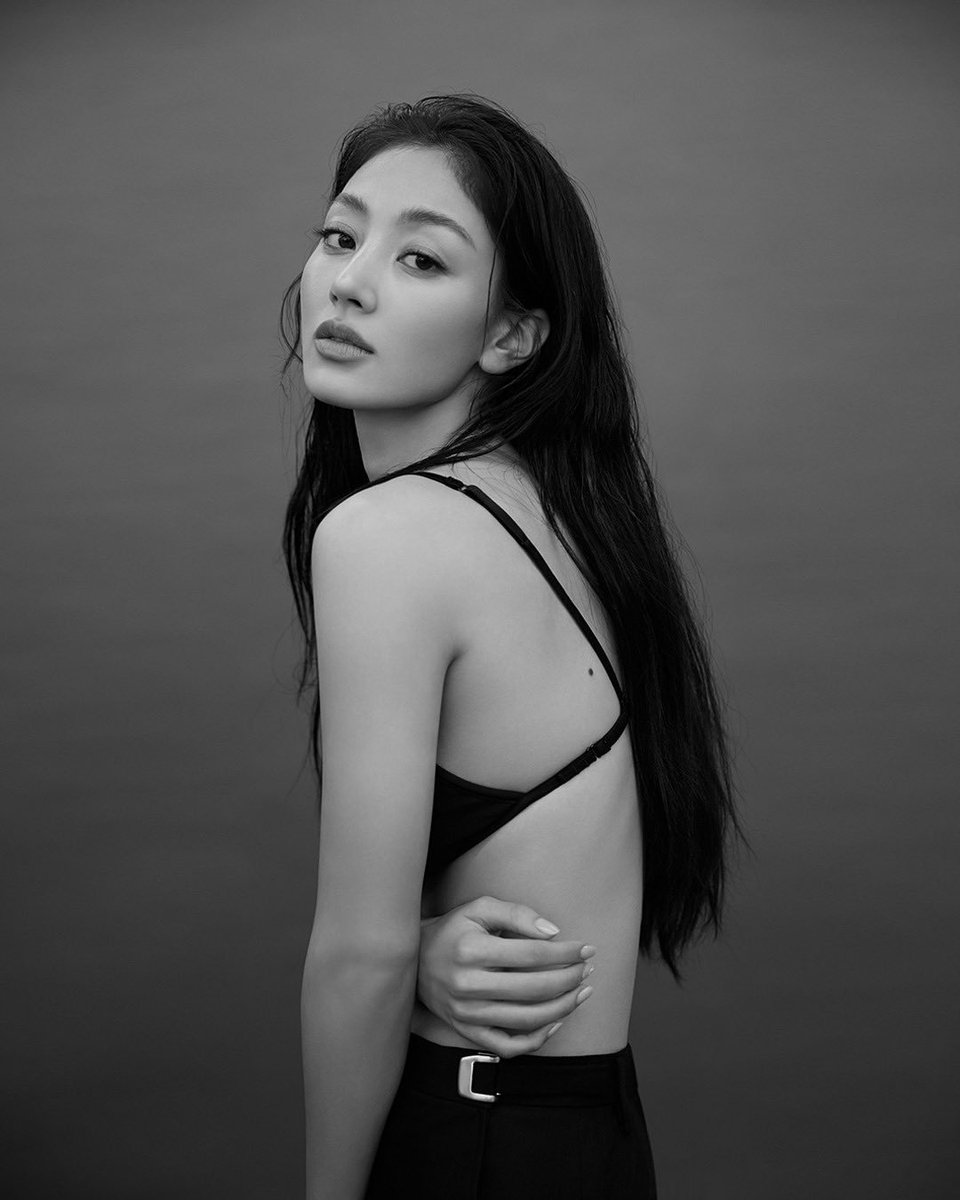 Hii_Jihyo's tweet photo. WOW
PARK JIHYO 🔥🔥🔥

#JIHYO #PARKJIHYO #EMITHAUS https://t.co/o5al2nRy0Z
