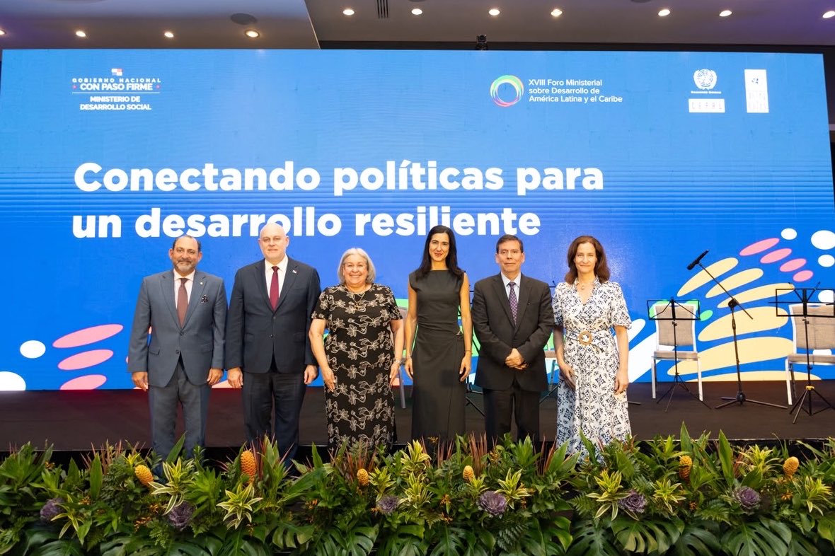 MichMuschett's tweet photo. Concluyó el XVIII Foro Ministerial @PNUDLAC - @cepal_onu en Panamá. 🇵🇦 

Autoridades de la región consolidaron una agenda compartida que pone la resiliencia en el centro del desarrollo.

.@pnud listos para darle tracción y traducirla en bienestar real con el sentido de urgencia que amerita.