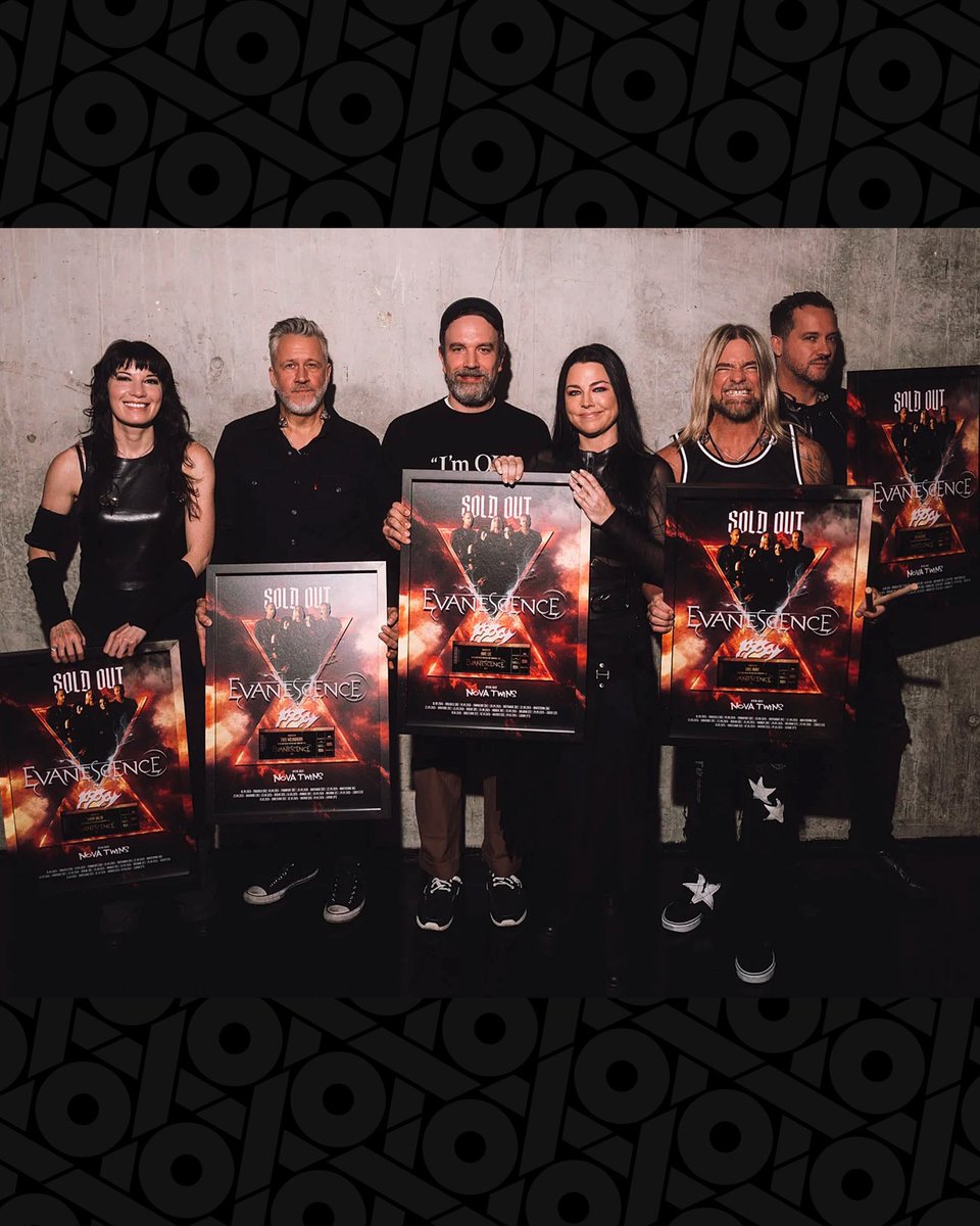 EvaWebsite's tweet photo. Evanescence - Sold Out-Award “European Tour”
🇩🇪 🇨🇭 🇧🇪 🇳🇱 🇮🇹 🇪🇸 🇵🇹 https://t.co/Wz86hNeqgj