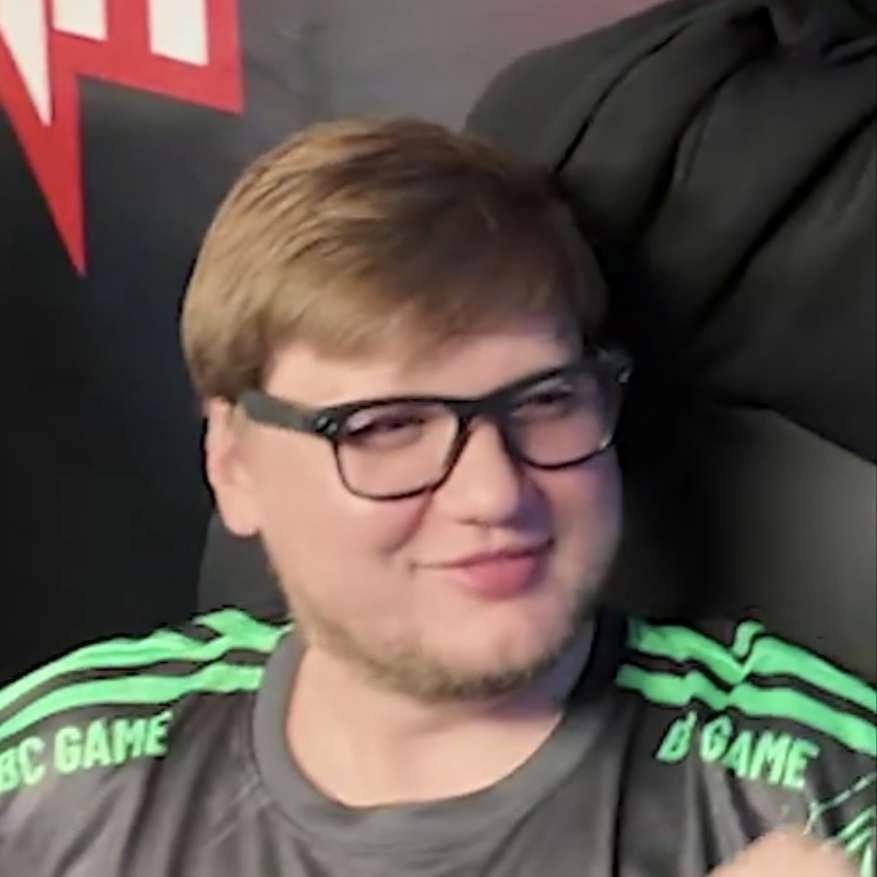 Only2gg tweet picture