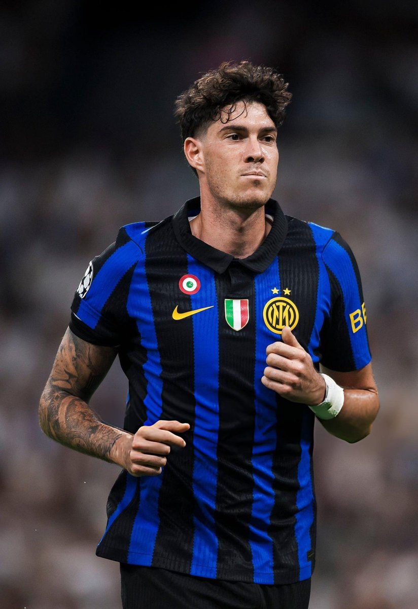 interfc's tweet photo. • قبل طرد باستوني أمام شاختار دونستك آخر لاعب بقميص إنتر طُرد في الجيوسيبي مياتزا بـ #دوري_أبطال_أوروبا كان ارتورو فيدال أمام #ريال_مدريد في نوفمبر 2020

[ لاغازيتا ديللو سبورت ] https://t.co/kiPSwC1ShR