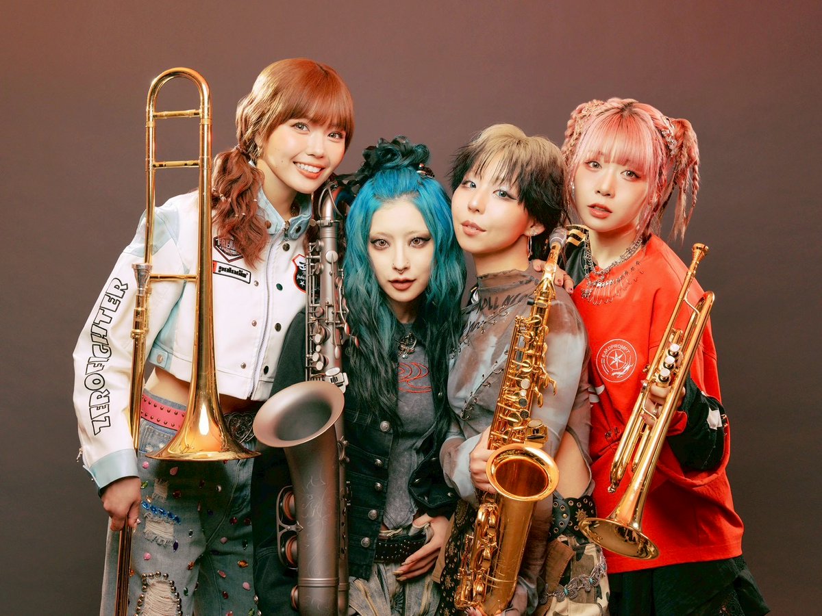 CLUBQue's tweet photo. ＼🎫本日一般発売！✨／
12/8 [TUE]
“THEATRE BROOK 40th ANNIVERSARY × BRADIO”
 
◆Theatre Brook 
◆BRADIO 
OA＞MOS
 
⏰OPEN 18:30／START 19:00
🎫￥4,400 [1D別]
Que店頭 [16:00～21:00] 10/23～
LivePocket,イープラス, 10/25～👈

▼詳しくはこちら▼
https://t.co/Avlq4WPpsb https://t.co/YG6GUfQlun