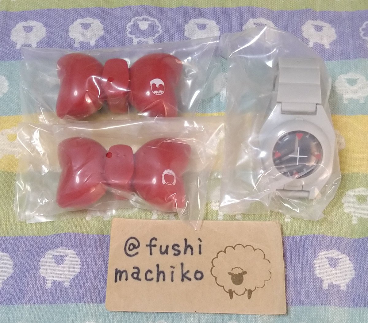 fushimachiko's tweet photo. 交換 名探偵コナン なりきりコレクション ガシャポン ガチャ

譲
① 蝶ネクタイ型変声機 (毛利小五郎 ver.)
② 蝶ネクタイ型変声機 (鈴木園子 ver.)
③ 腕時計型麻酔銃

求
④ 探偵バッジ 1点

神奈川県内(横浜 大船 川崎など)や都内手渡しor郵送 https://t.co/eSDQKc3khV