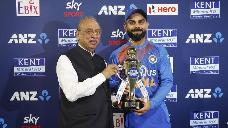 ImTanujSingh's tweet photo. When India played a 5 Match T20I series in New Zealand, they have won by 5-0 Under Captain Virat Kohli in 2020. 🇮🇳🐐 https://t.co/aguK3iJA8r