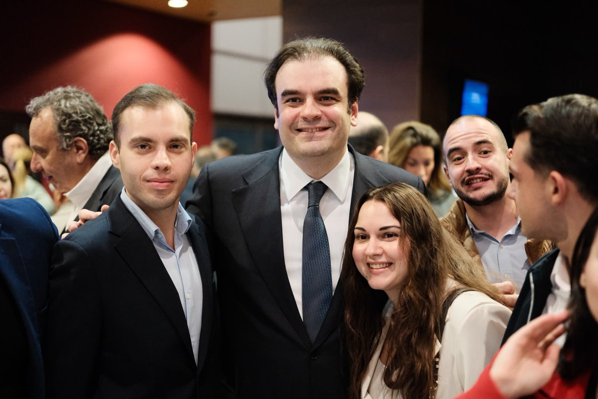 Pierrakakis's tweet photo. Θερμές ευχαριστίες στο @eliamepgr για την άψογη οργάνωση της εκδήλωσης και ειδικά στον Λουκά Τσούκαλη για τον συντονισμό και τις καίριες ερωτήσεις. https://t.co/j2Mx1Xkn5i