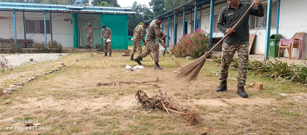 120Crpf's tweet photo. Institutionalizing Swacchata-2026 #120Bn CRPF #crpfindia  conducted cleanliness drive under special  campaign 6.0 at office  premises to improve workspace clean environment and  dispose of redundant scrap and materials to generate revenue and convert waste into wealth https://t.co/14421nuSz4