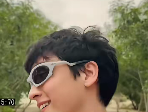 blueforFS tweet picture