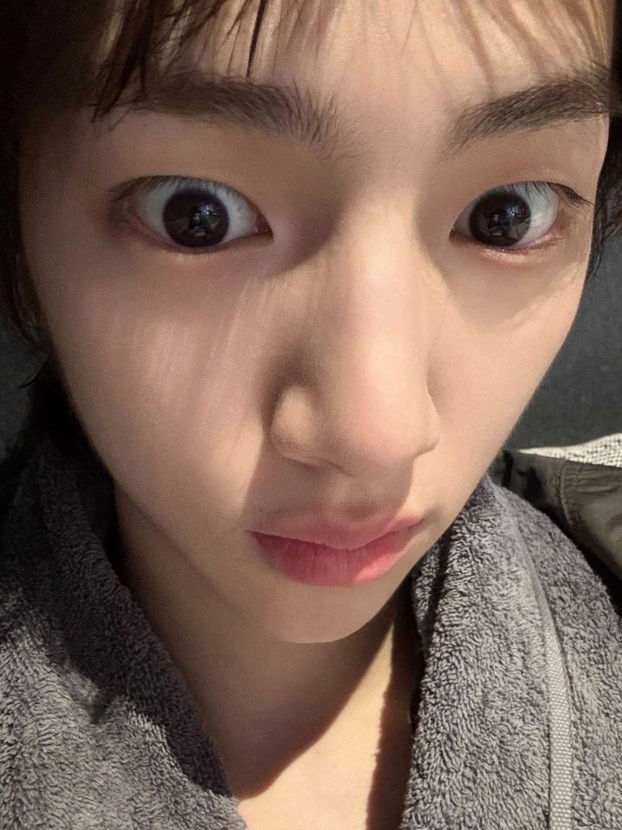 jjuhoonlv's tweet photo. [ d-1 lf moots] 

hii! looking for coer and deobi moots ! 

— not new to #kpoptwt | #stantwt | #bnstwt
— +63 | she / her
— 07 liner 
— ults : cortis &amp; tbz ! 

like &amp; retweets are vv appreciated !! https://t.co/223PwSGIZa