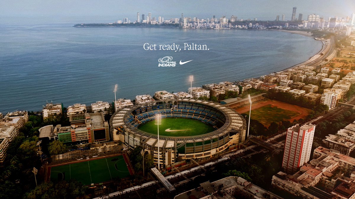 mipaltan's tweet photo. Mumbai Indians 🤝 Nike

A new chapter begins as we join hands with Nike in a multi-year partnership, with Nike becoming the official kit partner for our Men’s &amp; Women’s teams! 💙✔️

Read More: https://t.co/LEiMSzkUU6

#MumbaiIndians #OneFamily https://t.co/gwbICWmsVU