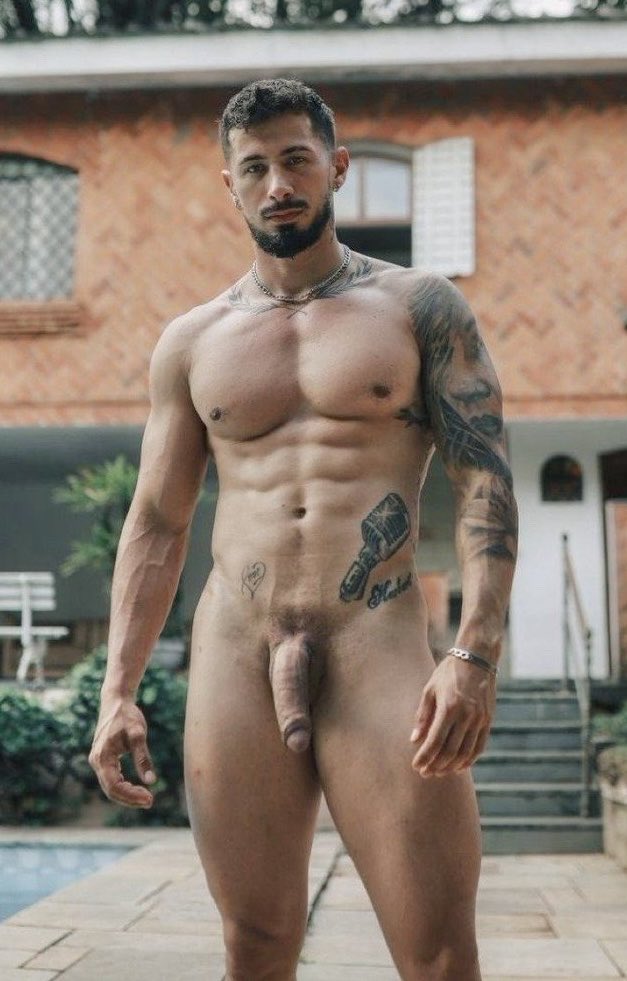 erodulus's tweet photo. Meat me at the pool 🍖🏊🏼‍♂️ https://t.co/fVdsVD6geU