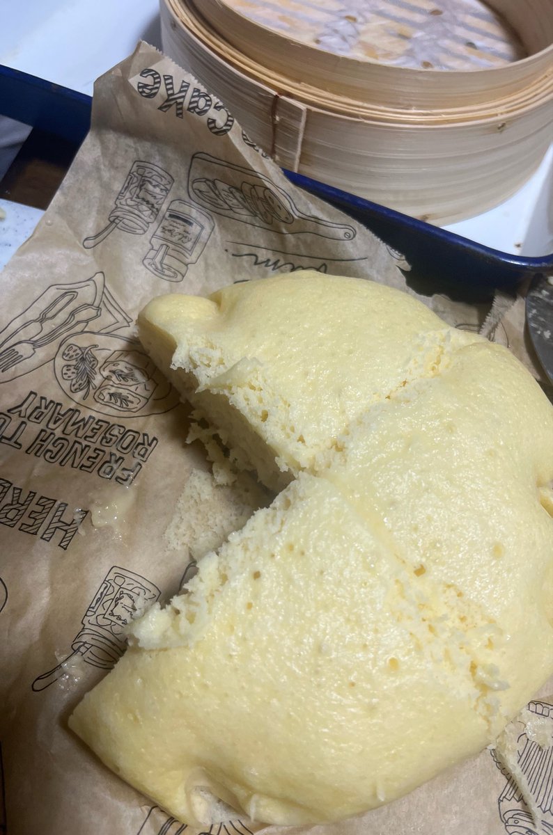 Kitchenmemo0918's tweet photo. せいろで蒸しケーキ作った(•ㅂ•)و https://t.co/lloCYDPZ8O