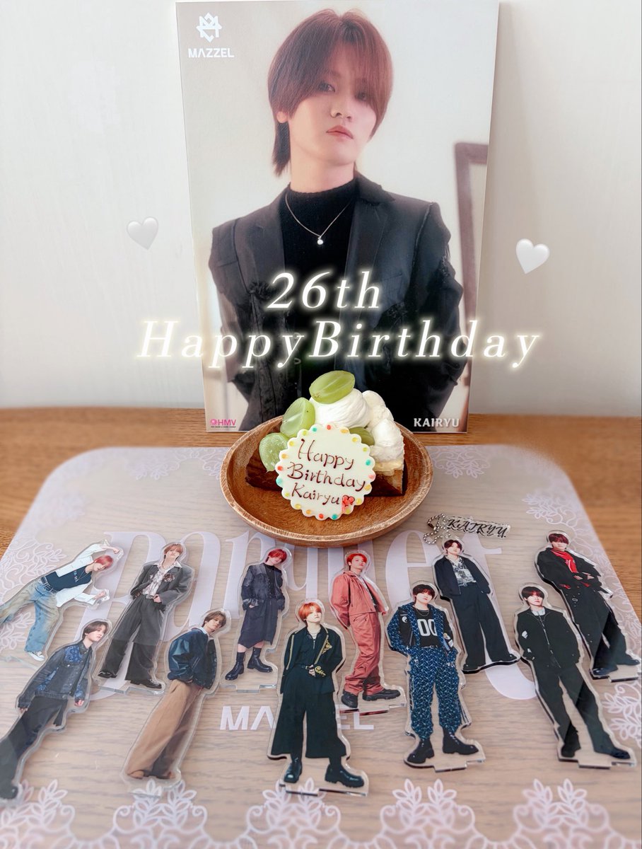 rinon_ryu's tweet photo. カイリュウ🤍
お誕生日おめでとう☕️🤍
歌声も存在も唯一無二だよ✨
全てが男前の自慢の推し✨
カイリュウに出会えた私は幸せものです
ずっと応援してるね(ˊo̶̶̷ᴗo̶̶̷`)
だいすき💘

#KAIRYUBIRTHDAY26
#HBD_KAIRYU #MAZZEL https://t.co/dq9GZUmqil