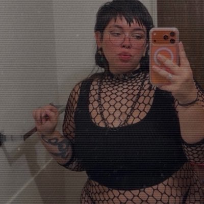 Infamous_Marta's tweet photo. #NewProfilePic 🤭🤭 https://t.co/OLs3mxhJs7