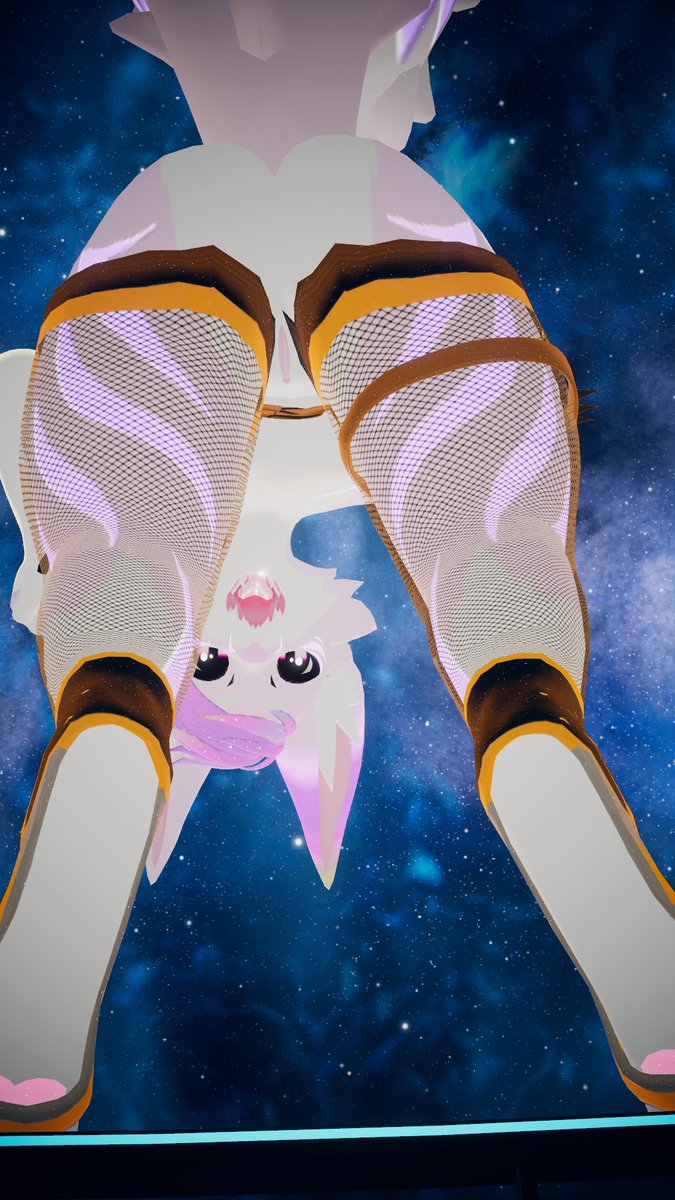 JadneFaux's tweet photo. "Moon? I don't see a moon! I only see you! What do you mean look harder, there's only a star!" https://t.co/BHkvSD0U0J
