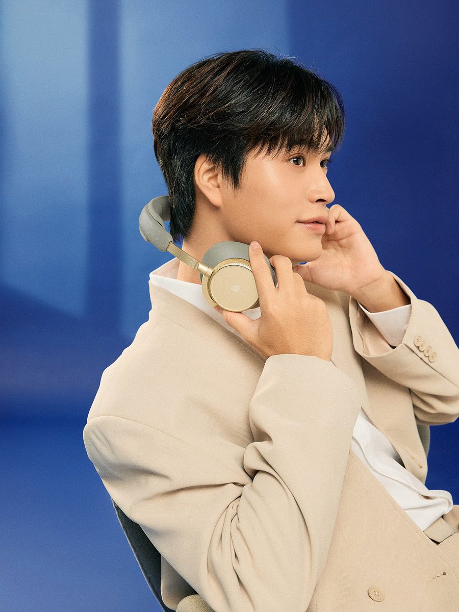 nongsiii's tweet photo. “Introducing Gemini Norawit, our new Friend of the Brand @BangOlufsen.”

CONGRATULATIONS 🥳🥳🥳🥳🥳🥳🥳🥳🥳🥳🥳🥳🥳🥳

GEMINI FRIEND OF BO
#GeminiXBangOlufsen https://t.co/WQRlTcWFSp