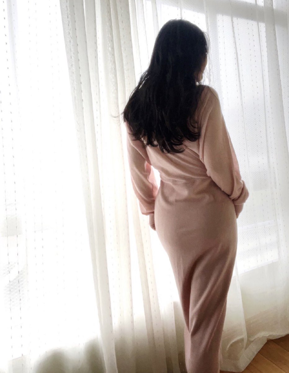 Twistedmilkman0's tweet photo. 从小没有爸，我妈一手把我养大。
本来以为，我妈是这个世界上对我最好的人。
怎么也想不到，她会和自己的女儿抢老公。
直到那晚，我亲眼看到我妈骑在我老公身上发骚…… https://t.co/tDPFSKB5yj