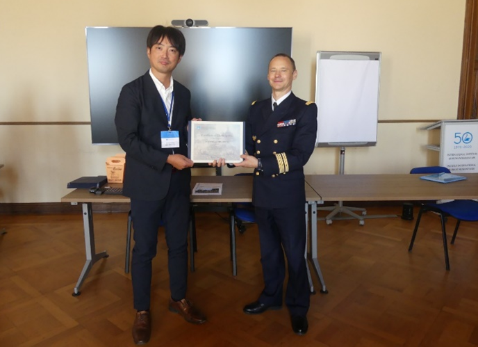jmsdf_msc's tweet photo. In late September LCDR MIYAMOTO of the #JMSDF #MCSC participated in the #IIHL #Targeting course in #Sanremo #Italy . Engaging with distinguished experts and global peers, he deepened his expertise in targeting processes and the Law of Armed Conflict
https://t.co/T43U6ih0oL https://t.co/hTrHFpQej5