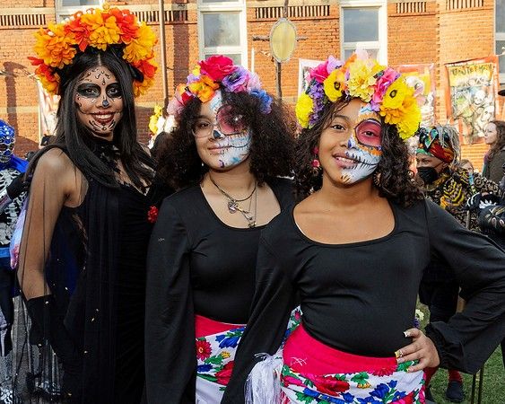 FreshWaterCLE's tweet photo. For 22 years, @ClevelandPublicTheatre's Día de Muertos celebration has brought people together to honor loved ones, share traditions, and celebrate the connections that unite us. On Nov. 7, be sure to check out all the colorful altars, traditional dance, live music, Latin food, and the procession of skulls and skeletons.

Discover the meaning behind this Cleveland tradition and what to expect on Nov. 7.  https://t.co/0VWmEQjvhl
