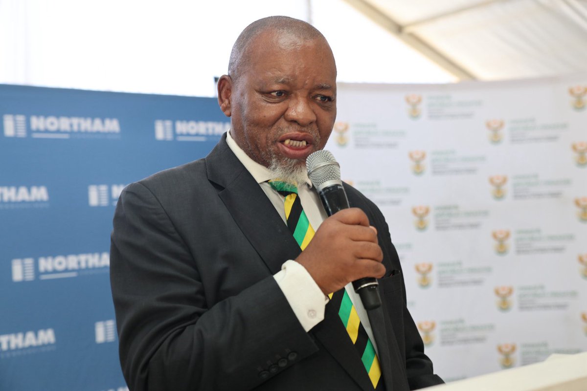 DMPR_ZA's tweet photo. Speaking about the area where Northam operates - in Moses Kotane Local Municipality - Mantashe said mines have a responsibility to develop both mining areas and labour-sending areas. He stressed that development must follow where people are affected by mining operations. https://t.co/nqlsgWPoTw