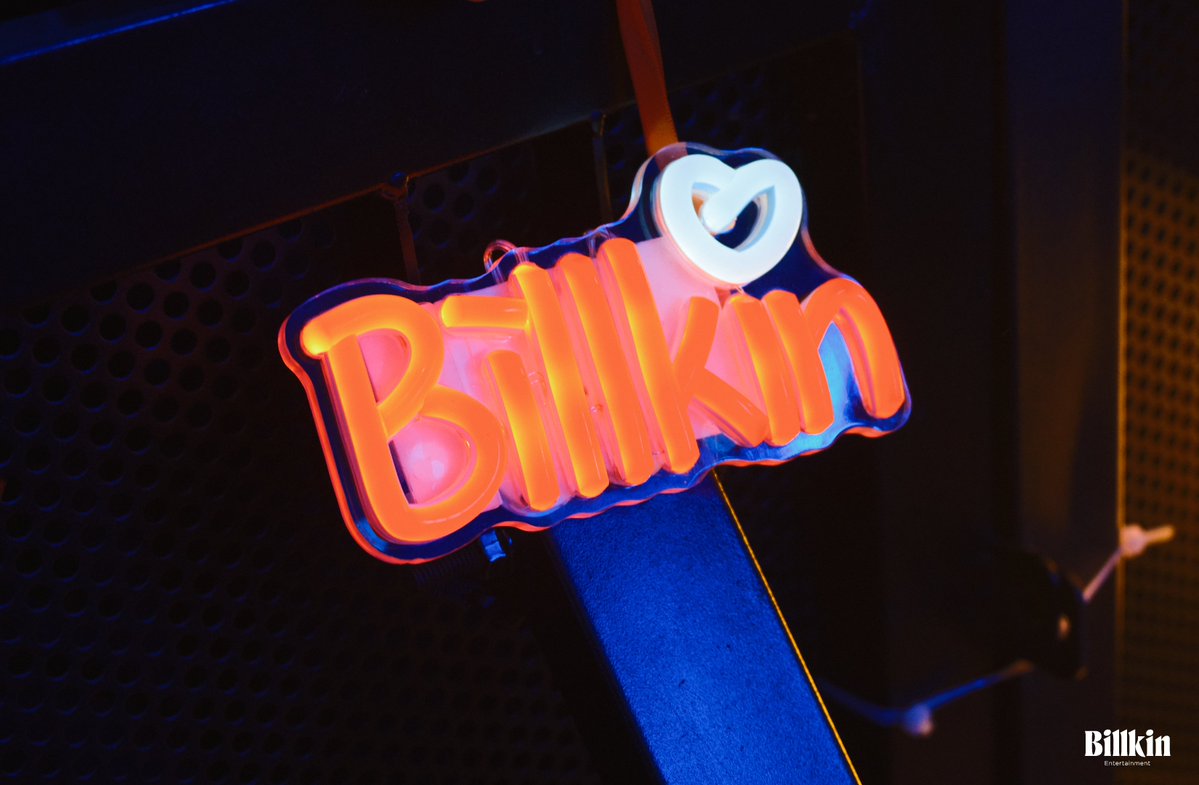 Billkin_Ent's tweet photo. So Good to See You. 🧡
Thank you for sharing these lovely moments with us at MY FM BIG SHOW.

BILLKIN X MYFMBIGSHOW
#MYFM好玩 
#MYFMBIGSHOW 
#MYFMBIGSHOWProject18 
#Bbillkin https://t.co/7AaIiuEWNy