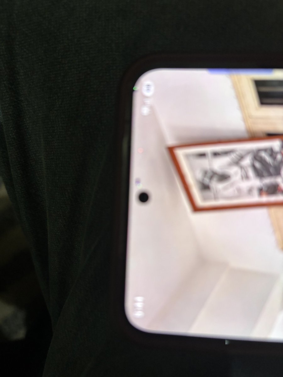 Baura_viswash's tweet photo. Dear @SamsungIndia @SamsungMobile, @Samsung

I am using a Samsung Galaxy S24 (8GB RAM | 256GB Storage), and spots are appearing automatically on my phone’s display. 😔

I am disappointed to face this issue on a premium Samsung smartphone.
1/2 https://t.co/X2b6FUtNfe