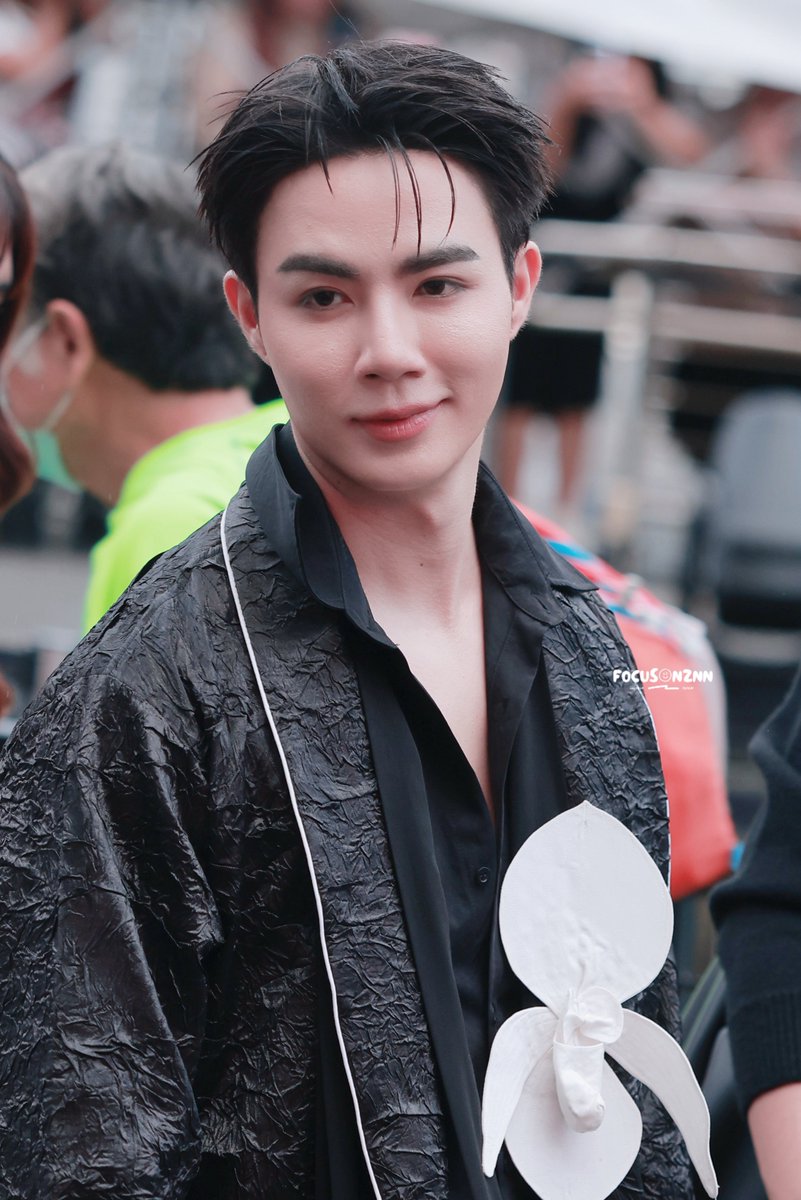 focusonznn's tweet photo. ★

ผมเดรสส🫠🫠🫠
@zee_pruk 

ZEE PRUK FREE TO BE EFW26
#ZeePrukatEFW26ICONSIAM
#ZeePruk https://t.co/33NYkmyoF9