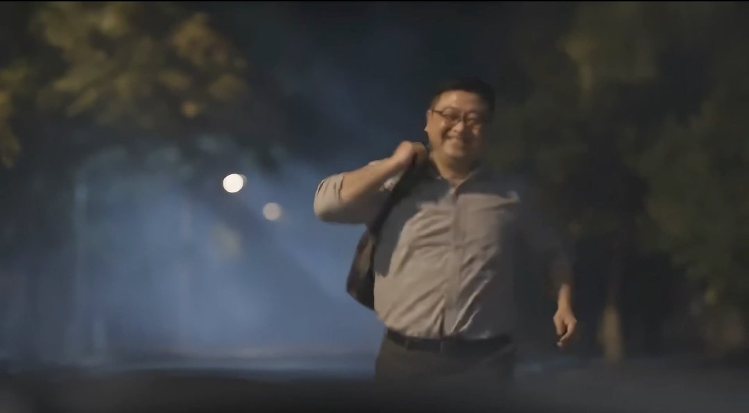 slimthailoveold's tweet photo. Do you remember when you tried to avoid Cheng so you could come home with me? https://t.co/5LqsKpQ8jU