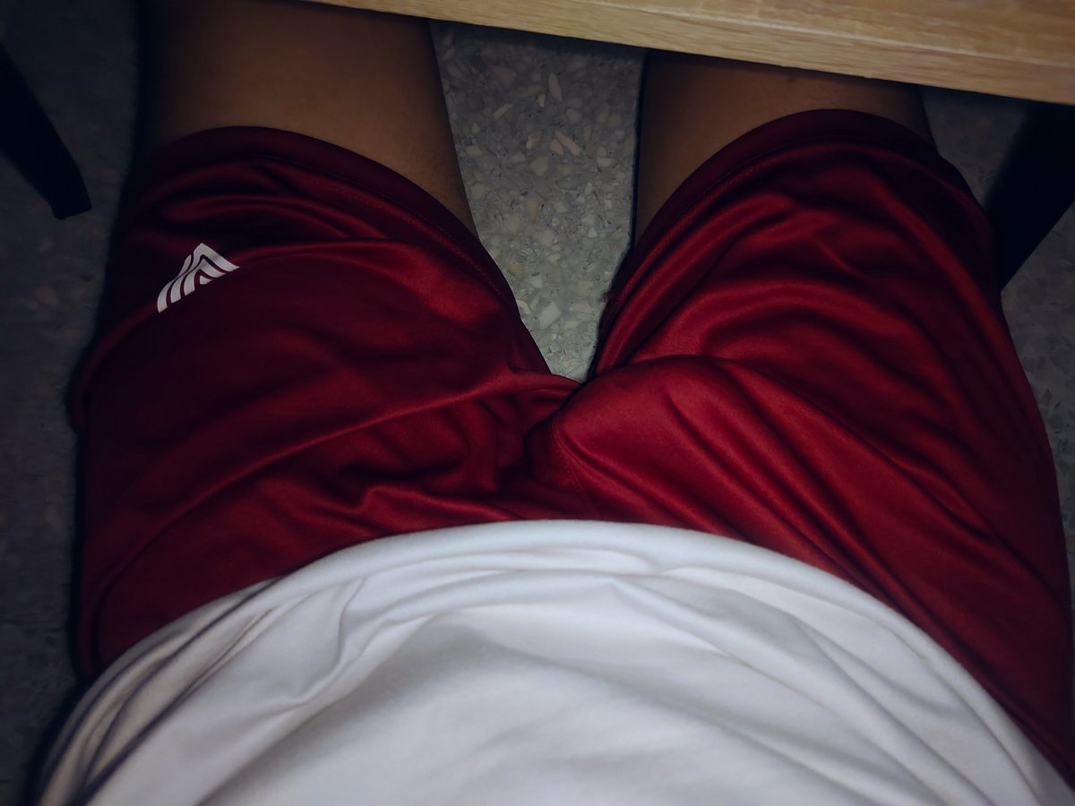 RIEWSORAWIT's tweet photo. นั่งเล่นหลังห้องเหงาจัด 👅
#บางแค #เพชรเกษม #รีทวิต https://t.co/t0fBRCPMZ4