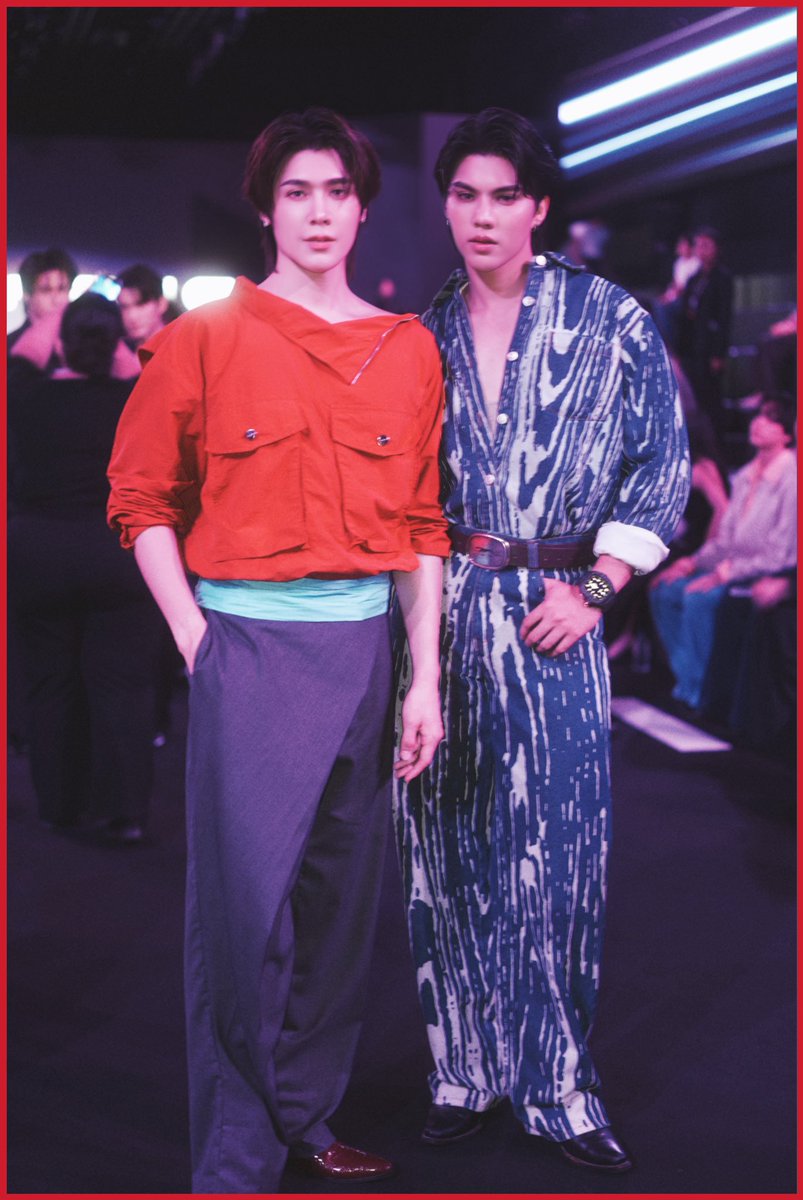 KickStart_ent's tweet photo. Thank you for inviting us to watch today’s fashion show. It was a pleasure to be part of this special occasion and enjoy the beautiful runway presentation together. We truly appreciate the invitation and hope to see you again soon. 👬❤️

FORTPEATatEFW26ICONSIAM
#ELLEFashionWeek2026
#EFW26ATICONSIAM
#SeeYouAtTheTent
#ICONSIAM