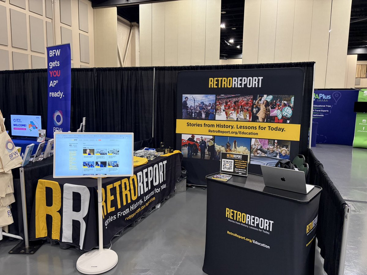 davidjohnolson's tweet photo. The exhibit hall is open and ready for teachers at the @GASocStudies conference. Come check out the @RetroReport booth for some great swag! https://t.co/F2qKz21oGy