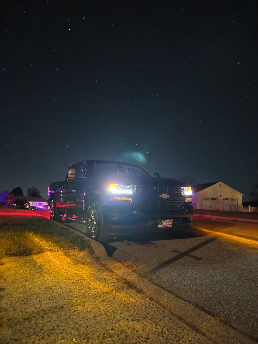 autox9092408's tweet photo. Almost Friday #workweek #chevytrucks https://t.co/QeylOztpfz