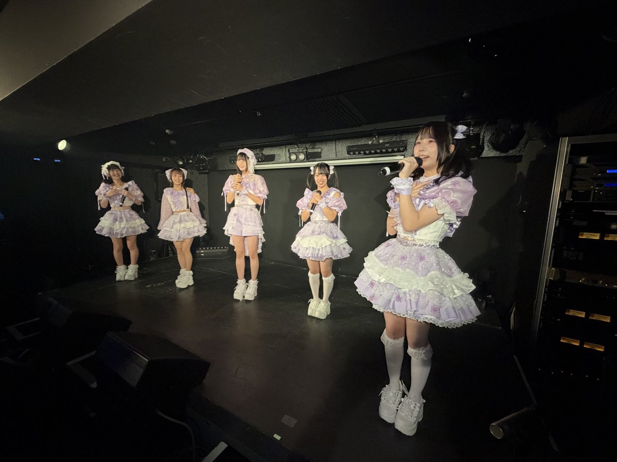 hiroki5885's tweet photo. 今日もたのしい　ふぃーみ　でした。

2026.10.22(木)
Fille mimi 定期公演
思い出ミルフィーユ vol.22
第一部　新メンバーお披露目公演にて②

#Fillemimi
#ふぃーみ

新メンバー　百衣あこ　さんの
ステージデビュー、加入
そしてグループ3年目の出発となった公演となりました。 https://t.co/3mTdZ1D8Hp