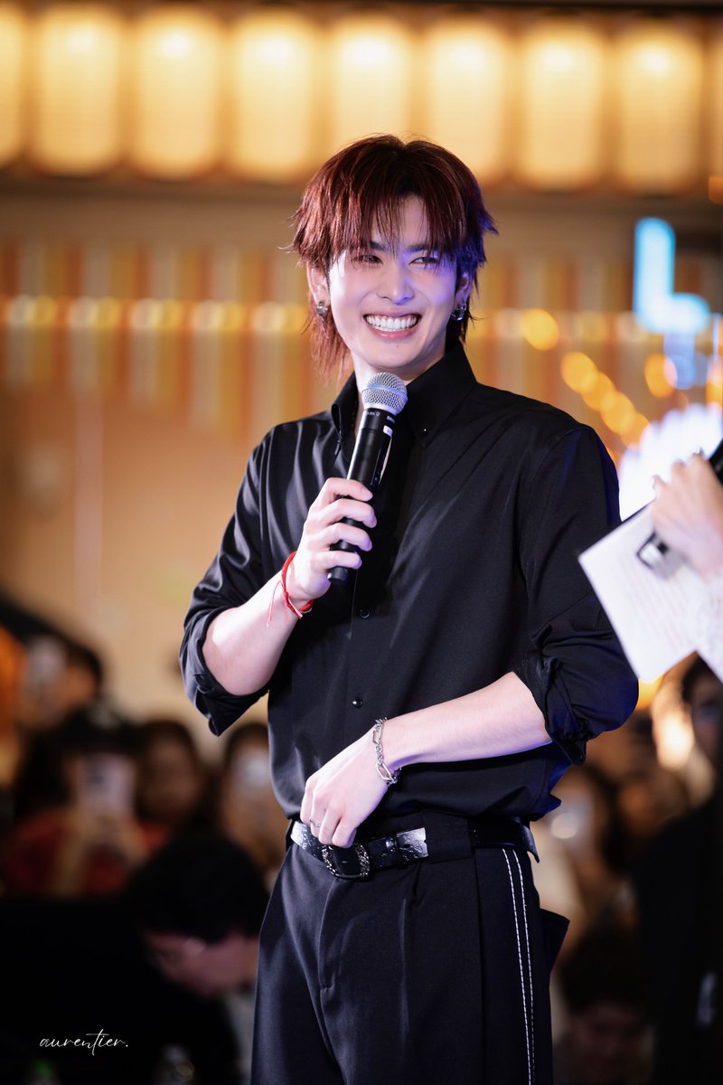 aurentier's tweet photo. หล่อมากฮะ หล่อทุกครั้งที่เจอ ~ 

SANTA FOUND INFINITY LOVE

#InfinityMedicalClinicxSanta
#Santapp @Ppsanta https://t.co/epEz1udoKm