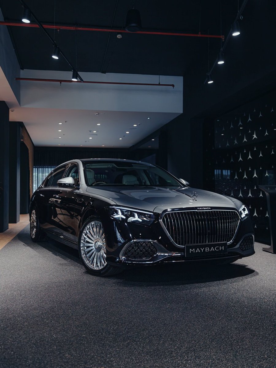 LuxuryMercedes's tweet photo. Mercedes-Benz Sclass W223 S580 e https://t.co/B3gsbe0xr0