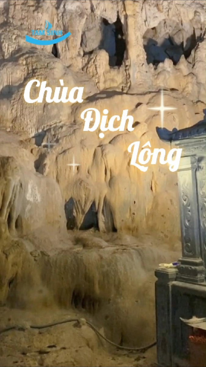 MemphYPParra173's tweet photo. Chùa Địch Lộng, Ninh Bình: bước vào lòng núi đá để chạm đến không gian thiền tĩnh lặng nghìn năm. Hang động mát lạnh, hương trầm bảng lảng và vẻ đẹp nguyên sơ khiến nơi đây trở thành điểm đến khó quên. https://t.co/xl4zwc3E62