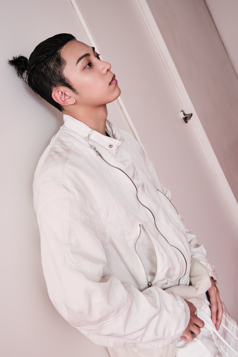 LNGSHOT4sho tweet picture